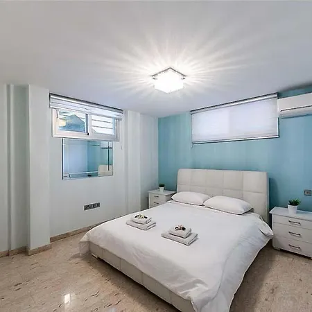 וילה In Chlorakas Sleeps 8 With Pool Air Con And Wifi *